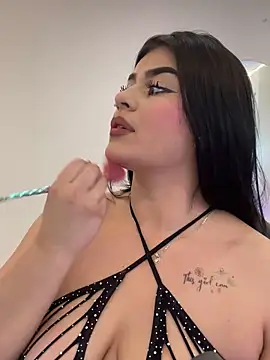 Kariina  69 online show from 11/07/25, 03:50