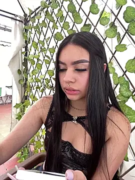 Cristina pinkk online show from 10/31/25, 06:31