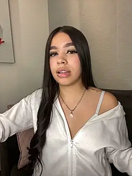 Cristina pinkk online show from 11/04/25, 02:32