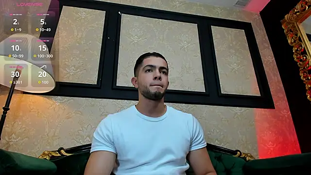 Snapshot of GrantBlake chatting on 11/11/25, 05:29 GrantBlake online show from 11/11/25, 05:29