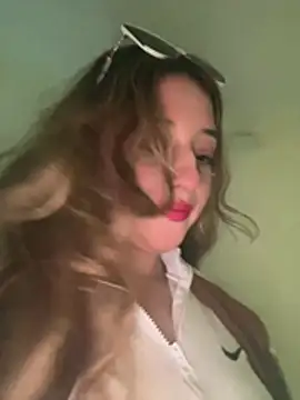 Baby  Otaku online show from 02/05/26, 08:35