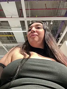 Snapshot of Mia__Gray chatting on 05/18/26, 06:14 Mia Gray online show from 05/18/26, 06:14