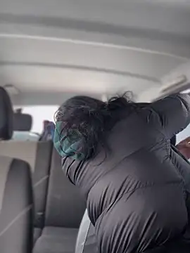 MeekyRich online show from 11/11/25, 05:07