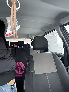 MeekyRich online show from 11/27/25, 03:08