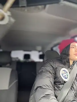 MeekyRich online show from 03/18/26, 03:42