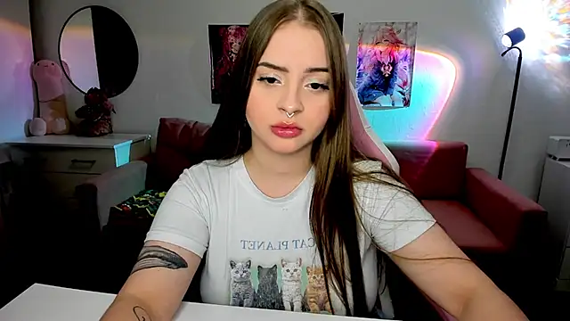 Snapshot of mistress_lain chatting on 10/03/25, 10:29 mistress lain online show from 10/03/25, 10:29