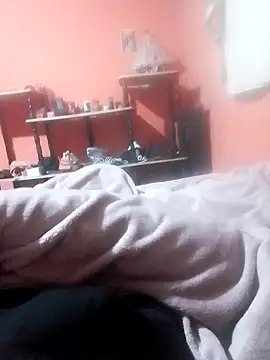 luuiss12 online show from 02/11/26, 06:51