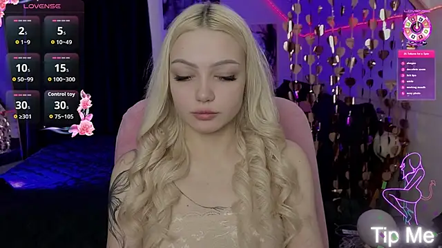 LinaLirian online show from 04/09/26, 08:09