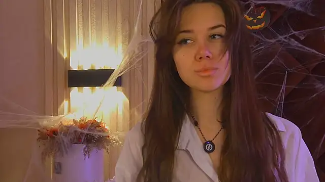 StacyHarland online show from 11/03/25, 04:14