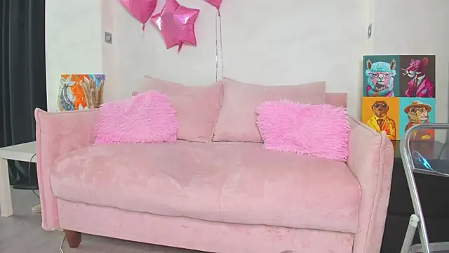 Snapshot of Candy_Cansew chatting on 05/19/26, 01:56 Candy Cansew online show from 05/19/26, 01:56