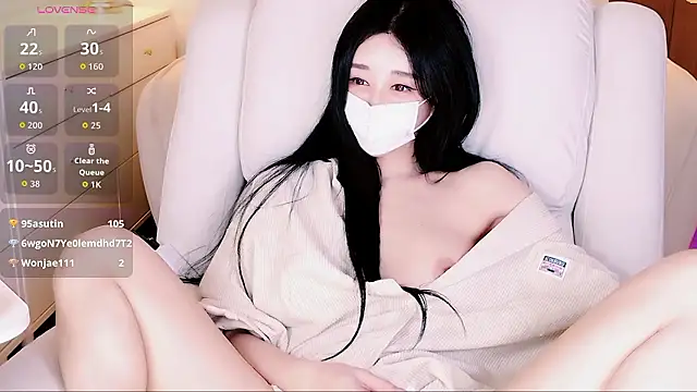 hotseah online show from 11/19/25, 10:26