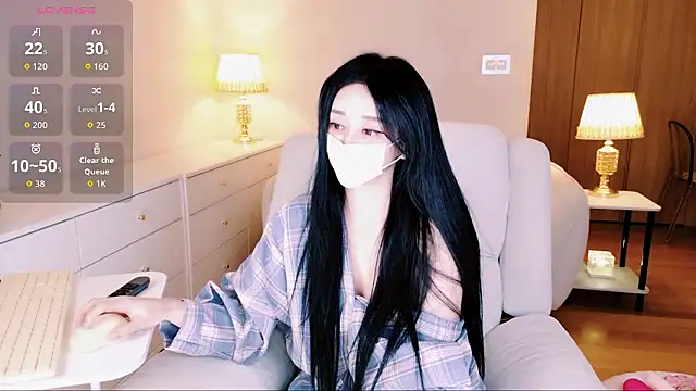 hotseah online show from 11/22/25, 10:58