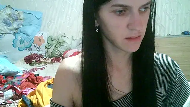 Casey Jeannie online show from 04/21/26, 04:34