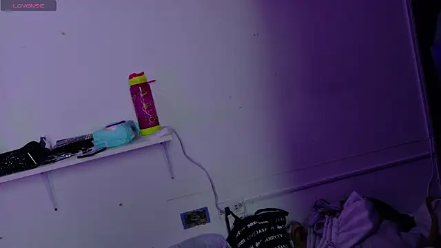 Alicee stone  online show from 10/14/25, 02:51