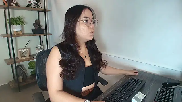  Victoria Collins online show from 03/28/26, 11:43