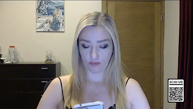 Wild Silk Desire online show from 11/10/25, 02:27