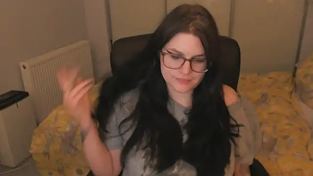 GothSuccubusBabe online show from 05/21/26, 09:11