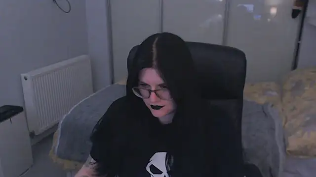 GothSuccubusBabe online show from 07/12/26, 01:18