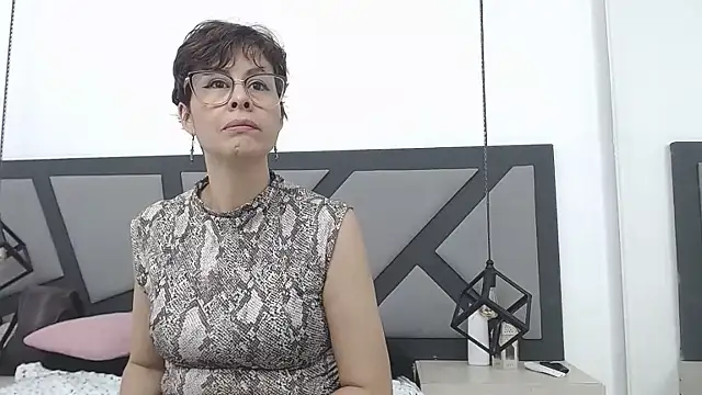 Snapshot of amanda_ramirez chatting on 06/05/26, 08:14 amanda ramirez online show from 06/05/26, 08:14