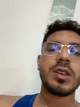 Snapshot of samuelcoopeer chatting on 03/22/25, 12:35 samuelcoopeer online show from 03/22/25, 12:35