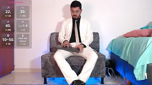 Snapshot of samuelcoopeer chatting on 09/10/25, 05:02 samuelcoopeer online show from 09/10/25, 05:02