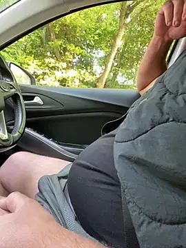 CloudyMuscleBeefy online show from 05/28/26, 06:10
