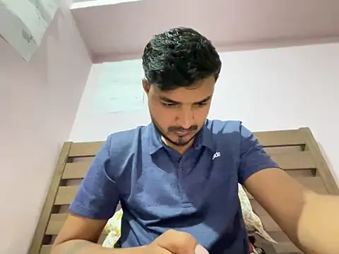 midnight 24 online show from 12/04/25, 04:38