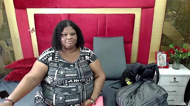 Exoticbigmandy online show from 10/16/25, 08:54