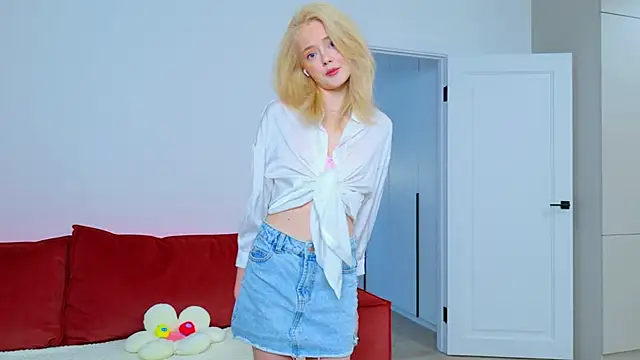 StarrShinee online show from 02/09/26, 03:21