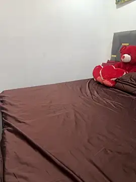 Scarlett 1819 online show from 09/30/25, 02:55