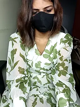 Isha Sax online show from 10/04/25, 06:22