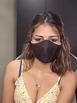 Isha Sax online show from 02/15/26, 07:51