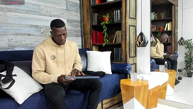 Snapshot of MarcusBlack_ chatting on 05/15/26, 11:50 MarcusBlack online show from 05/15/26, 11:50