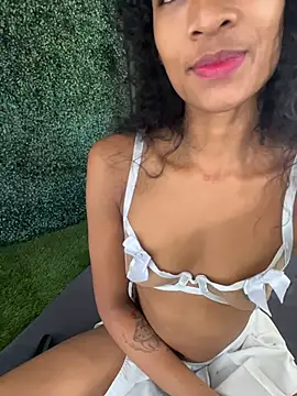 Snapshot of SweetCheeksXXX chatting on 06/19/26, 09:29 SweetCheeksXXX online show from 06/19/26, 09:29