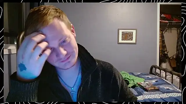 Snapshot of lustylyndon chatting on 12/17/25, 12:55 lustylyndon online show from 12/17/25, 12:55