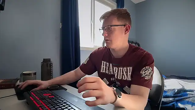 Snapshot of lustylyndon chatting on 05/19/26, 02:56 lustylyndon online show from 05/19/26, 02:56