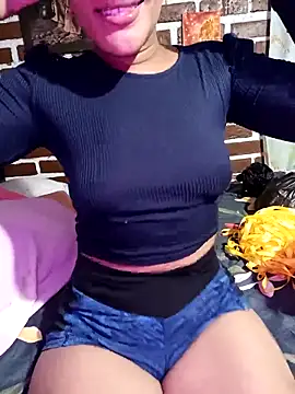 Cataleya-black online show from 05/08/26, 12:05