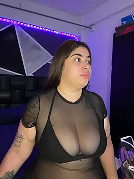 Snapshot of jazminslut chatting on 05/08/26, 03:23 jazminslut online show from 05/08/26, 03:23