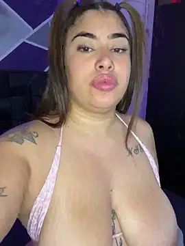Snapshot of jazminslut chatting on 05/11/26, 12:49 jazminslut online show from 05/11/26, 12:49