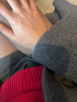 xiaoyuan01 online show from 02/25/26, 02:10