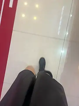 xiaoyuan01 online show from 04/10/26, 03:12