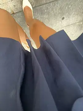 xiaoyuan01 online show from 05/28/26, 01:25