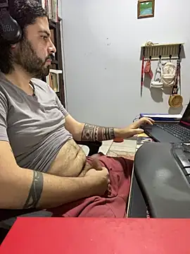 uto857 online show from 09/26/25, 03:27