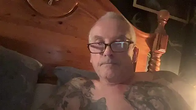 poggles online show from 11/30/25, 05:00