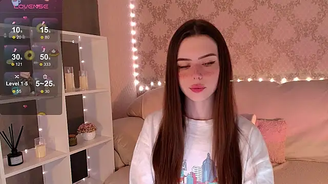 Snapshot of HolyMiax chatting on 06/15/26, 03:42 HolyMiax online show from 06/15/26, 03:42
