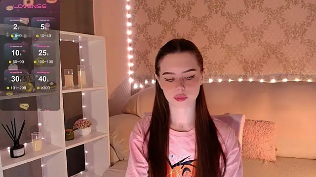 Snapshot of HolyMiax chatting on 07/11/26, 03:20 HolyMiax online show from 07/11/26, 03:20