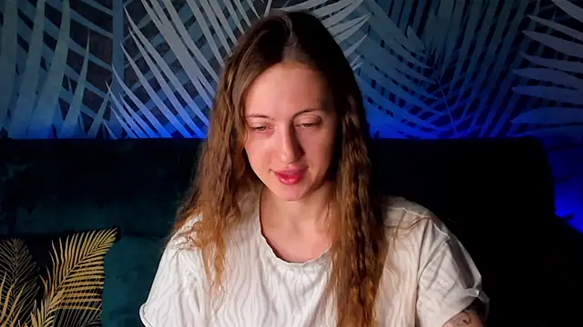 ChristyCrayme online show from 02/04/26, 10:47