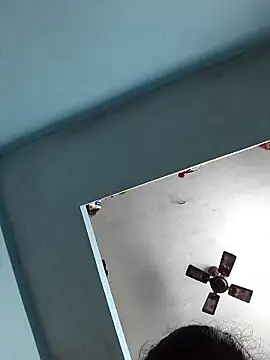 Tamil riyalini12 online show from 01/14/26, 02:01