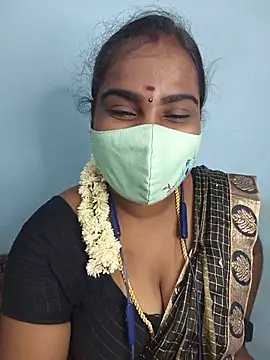 Snapshot of Tamil_riyalini12 chatting on 06/26/26, 05:17 Tamil riyalini12 online show from 06/26/26, 05:17