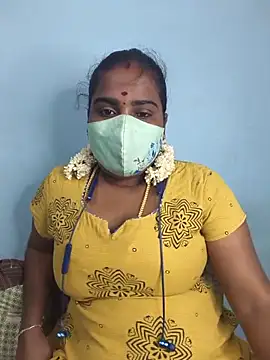 Snapshot of Tamil_riyalini12 chatting on 07/09/26, 04:49 Tamil riyalini12 online show from 07/09/26, 04:49